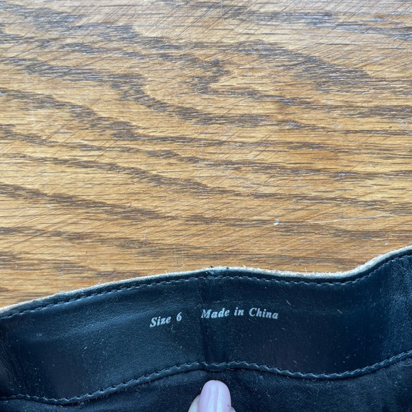 Dolce Vita leopard print ankle boots. - Picture 4 of 5